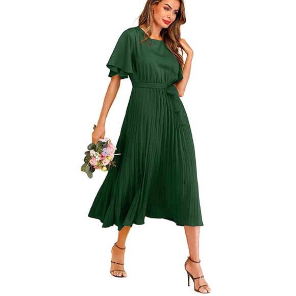 🎉 HOST PICK | New✨ Elegant Hunter Green Pleated Flounce Dress - Picture 4 of 11